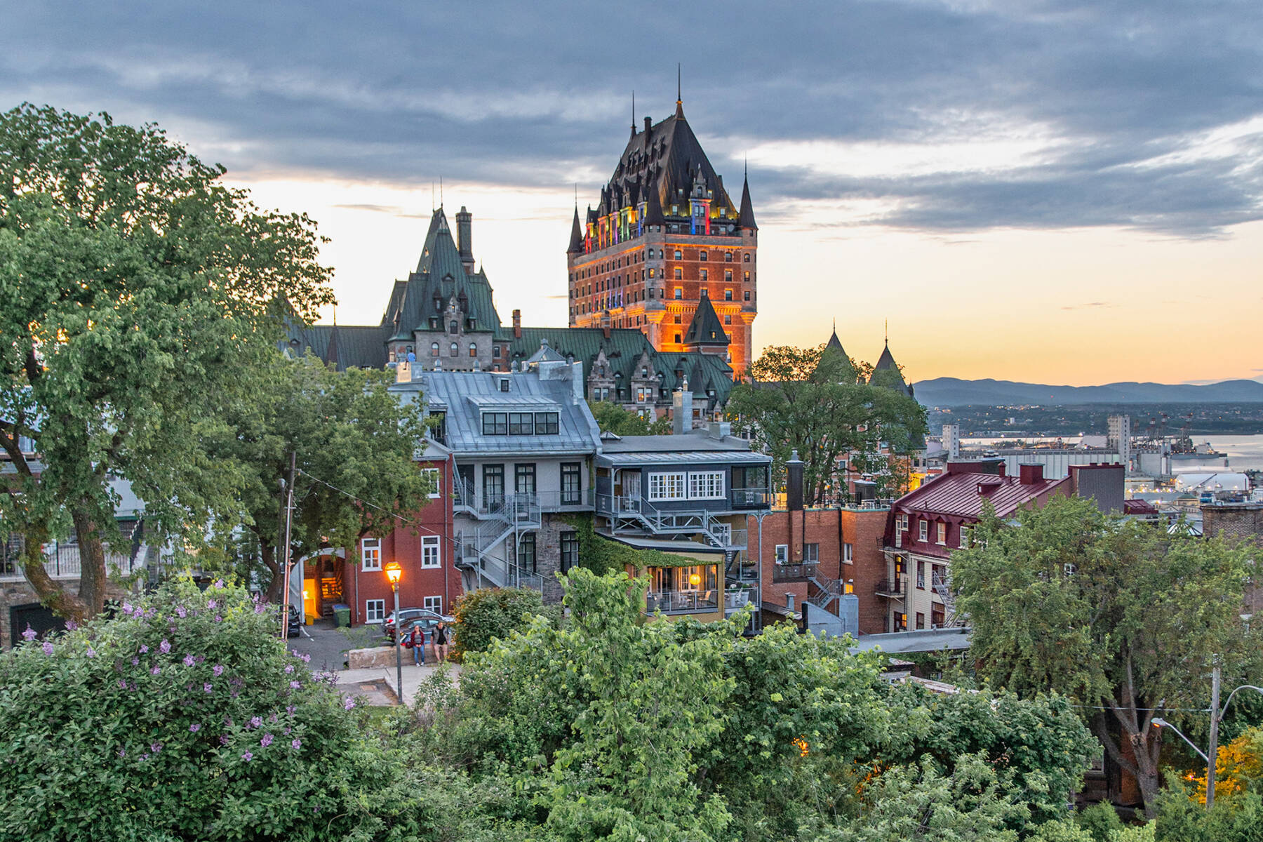 Boutique hotel in the heart of Old Quebec City H tel Nomad